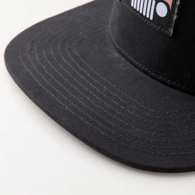 【JEEP】品牌LOGO車頭燈貼布設計休閒帽(黑色)