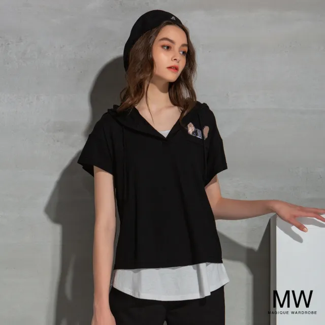 【MAGIQUE WARDROBE】假兩件連帽法鬥探頭燙片短袖上衣(2色)
