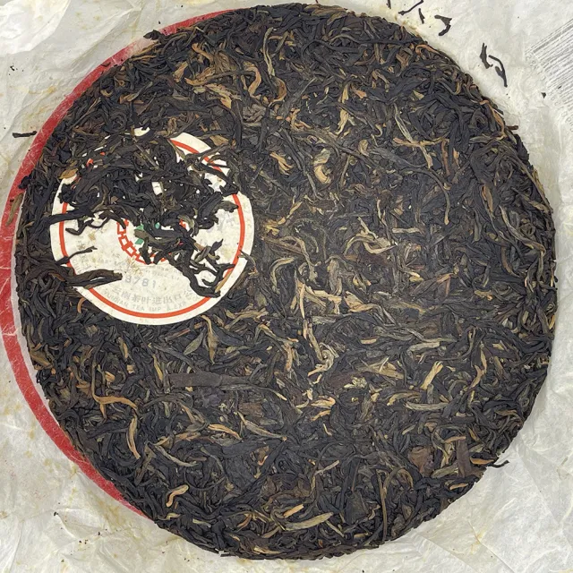 【盛嘉源】中茶授權 2006年 8781-銀質(普洱茶   生茶 380g)