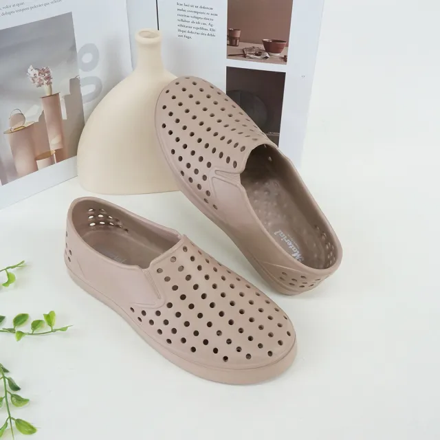 【MATERIAL 瑪特麗歐】女鞋 防水鞋 MIT輕量洞洞防水鞋 T80024(防水鞋)