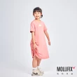 【Mollifix 瑪莉菲絲】活力LOGO側抽皺長版連身裙_KIDS、瑜珈服、瑜珈裙、連身裙(橘粉)