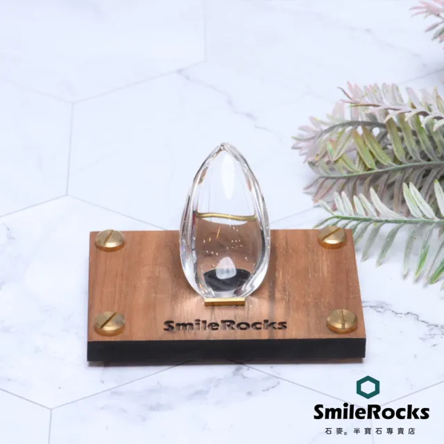 【SmileRocks 石麥】水滴形白水晶 No.042500701(附SmilePad Stand6X9底板)