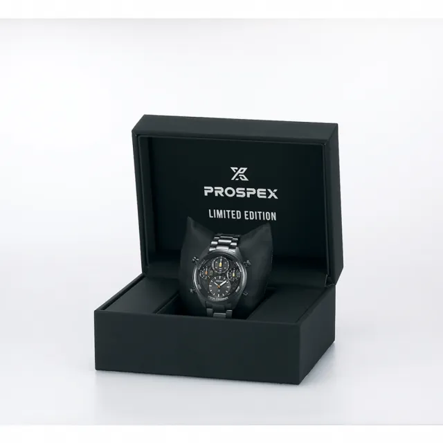【SEIKO 精工】PROSPEX 限量熊貓腳印太陽能計時錶/42mm(8A50-00B0SD SFJ007P1)