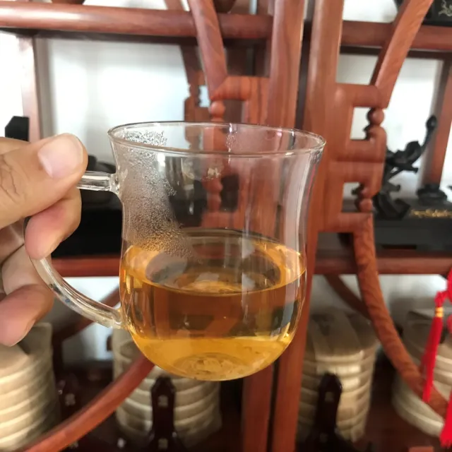 【盛嘉源】老同志 懂過 2015年(普洱茶   生茶 357g)