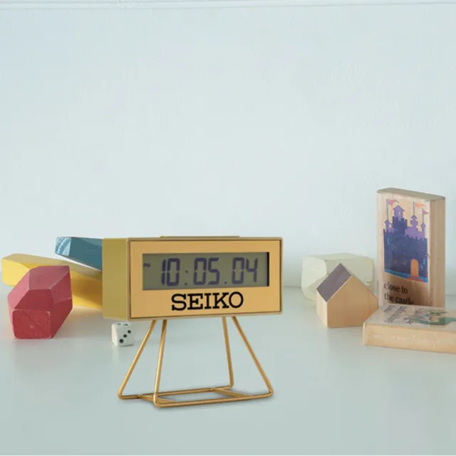 【SEIKO 精工】城市路跑電子桌鐘鬧鐘-金色(QHL062G)
