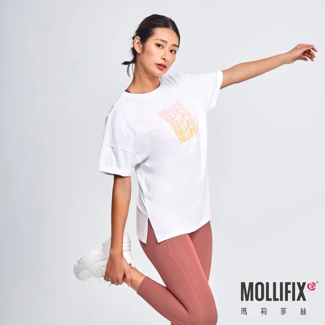 【Mollifix 瑪莉菲絲】袖反摺漸層LOGO短袖上衣、瑜珈上衣、瑜珈服(白)