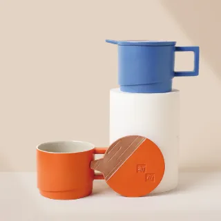 【LohasPottery 陸寶】初心咖啡杯-活力橙/經典藍 260ML(兼具現代感與藝術感 送禮自用好選擇)