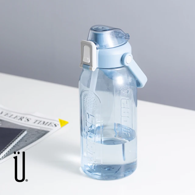 UdiLife 彈蓋式吸管太空水壺 1500ml-淡漠藍(Tritan 超大容量 彈蓋水壺 運動水壺 透明水壺 SGS檢驗合格)