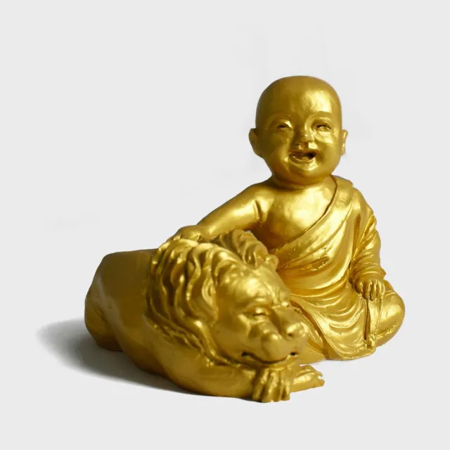 【MU LIFE 雕刻藝品】高12cm 撫獅童子(童子系列)