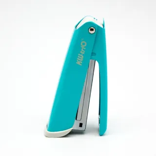 【KW-triO】NO.3 時尚站立式釘書機 鐵把 055A3(3入一組/糖果色風格/居家 辦公文件整理)