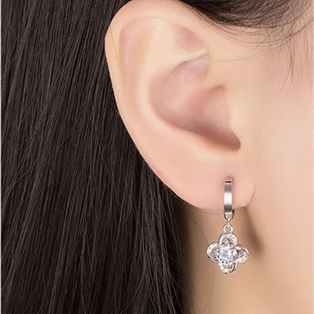 【Emi 艾迷】韓系甜蜜纏繞奢華點鑽垂墜 925銀針 耳環