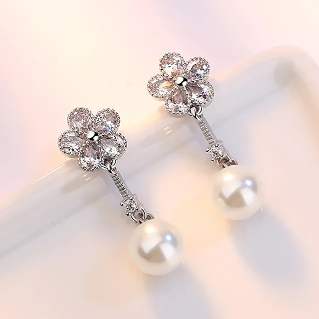 【Emi 艾迷】韓系925銀針優雅氣質鋯石花瓣珍珠垂墜耳環