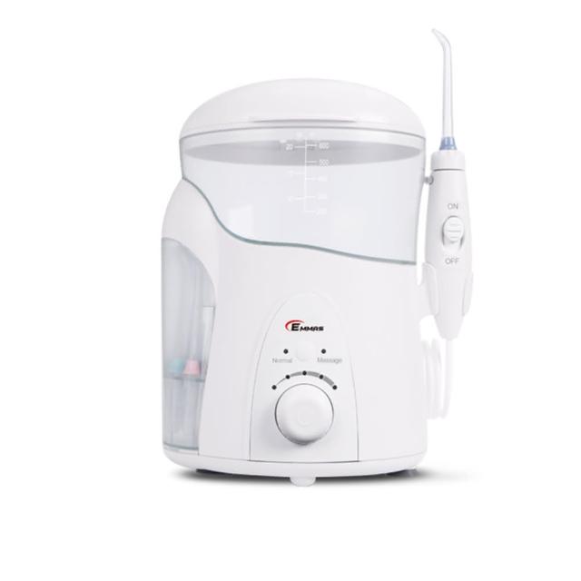  EMMAS EE-60 是一款高品質一般插頭式按摩器，擁有9段以上多變震動模式，適合日常放鬆與按摩使用。提供1年完整保固，並確保新品無任何瑕疵，讓您安心選購。 