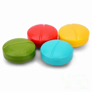 【iSFun】圓型藥丸＊繽紛造型4格藥盒/隨機色