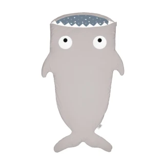 【BabyBites 鯊魚咬一口】西班牙製-純棉兒童多功能睡袋-卡其灰 藍底(輕量兒童版)