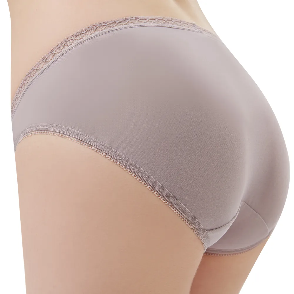 【Swear 思薇爾】Tour-Dry系列M-XXL素面低腰三角內褲(沉香膚)