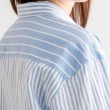 【Arnold Palmer 雨傘】女裝-撞色條紋拼接寬鬆落肩襯衫(淺藍色)