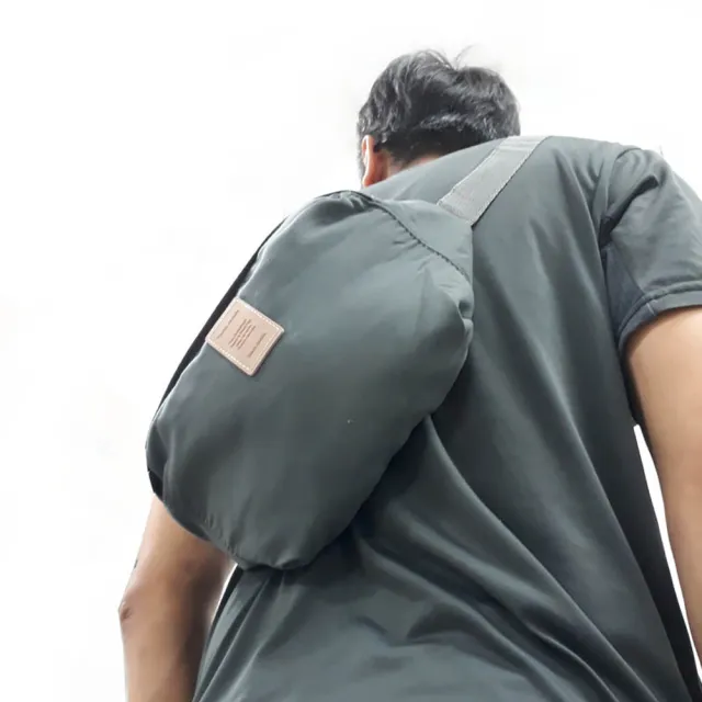 【E.City】買大包送小包-旅行多功能防潑水防盜貼身胸包腰包