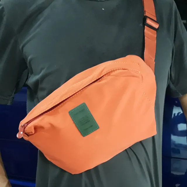 【E.City】買大包送小包-旅行多功能防潑水防盜貼身胸包腰包