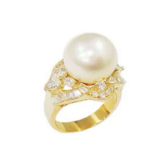 【蕾帝兒】美麗之戀白色貝珠戒指(黃K色)