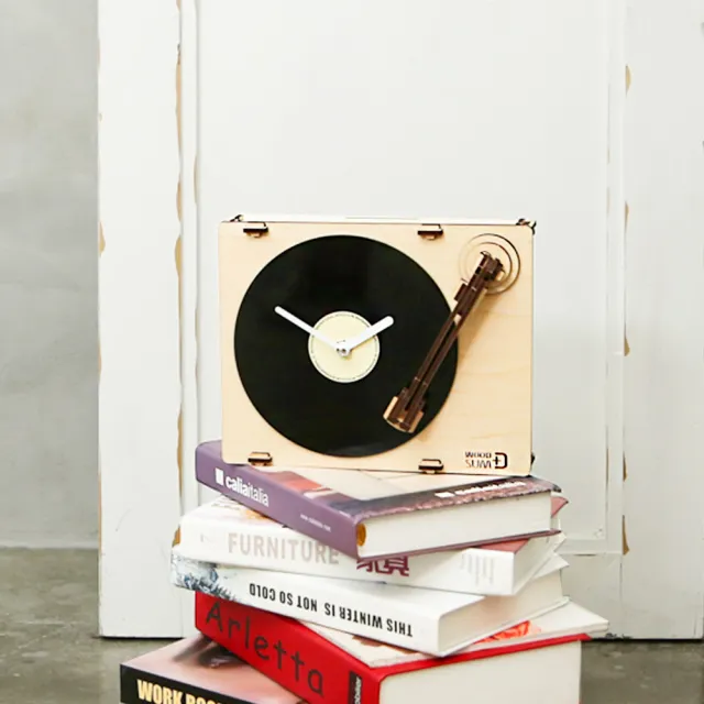 【WOODSUM】韓國 輕手作。木製模型/黑膠唱片機時鐘(DIY木頭模型 木製組合 居家擺飾 模型 禮物)
