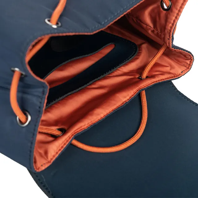 【TUCANO】超輕量防潑水撞色款簡約後背包