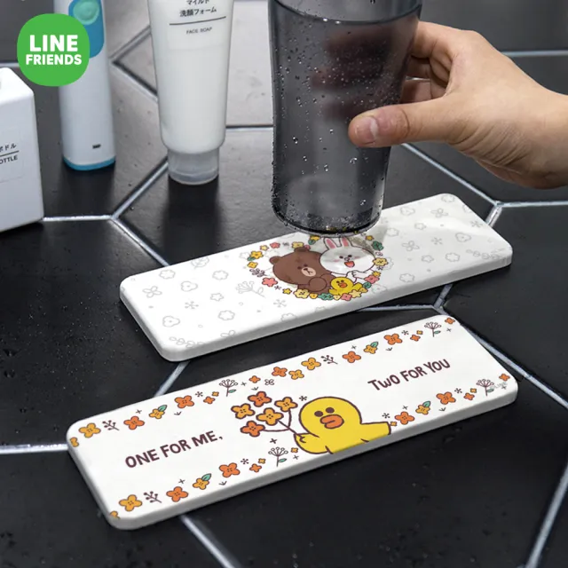 【收納王妃】LINE FRIENDS花朵風 硬式珪藻土 洗漱墊 漱口杯架 硅藻土 熊大兔兔莎莉熊美(尺寸:24X8X0.9CM)