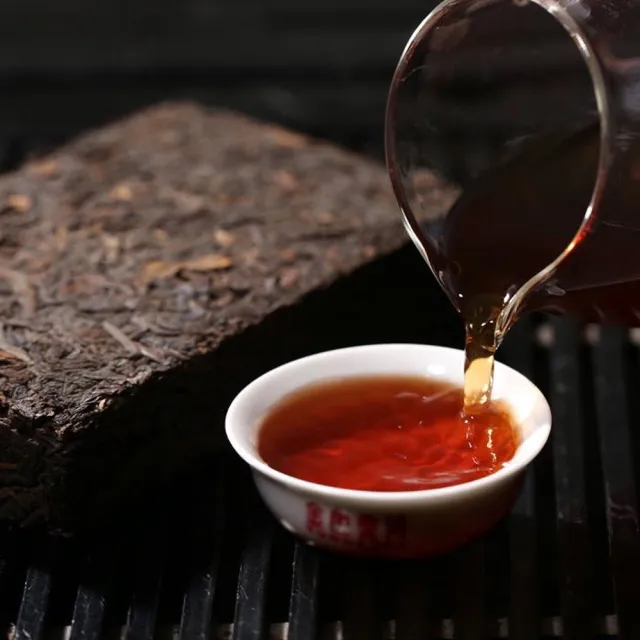 【御上品】2010年中茶牌油紙熟茶磚茗茶組250gX4片(中國雲南勐海茶/熟茶磚茗茶組)