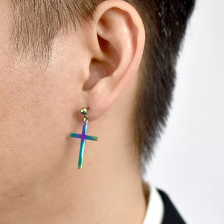【玖飾時尚】男生耳環 鋼製炫彩十字架耳針(耳針耳環)