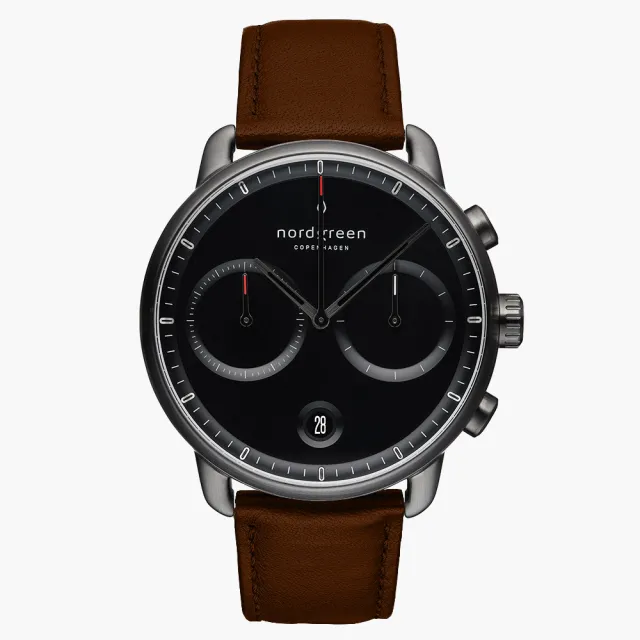【Nordgreen】ND手錶 先鋒 Pioneer 42mm 深空灰殼×黑面 深棕真皮錶帶(PI42GMLEDBBL)
