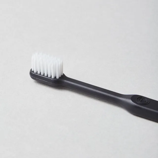 【O’PRECARE】淨齒專家雙層柔纖刷毛牙刷(矯正牙齒適用)