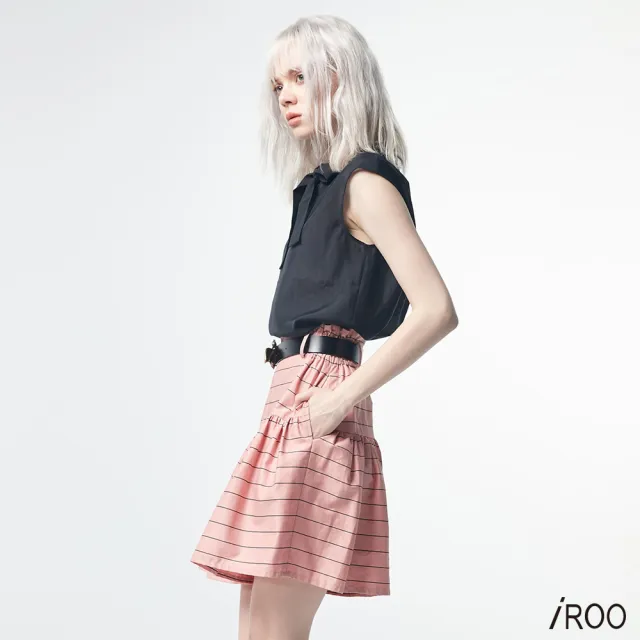 【iROO】條紋附綁帶短褲裙