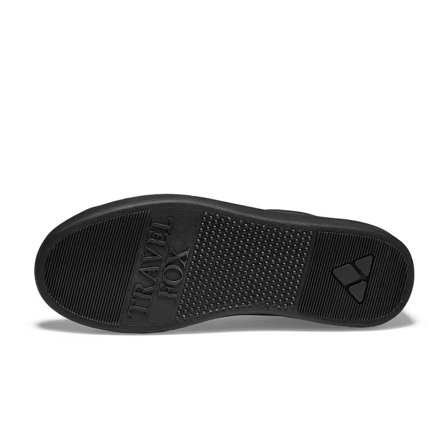 【TRAVEL FOX 旅狐】男鞋 CLASSIC 900 LOW 極簡經典皮革休閒鞋(920221-301 黑)