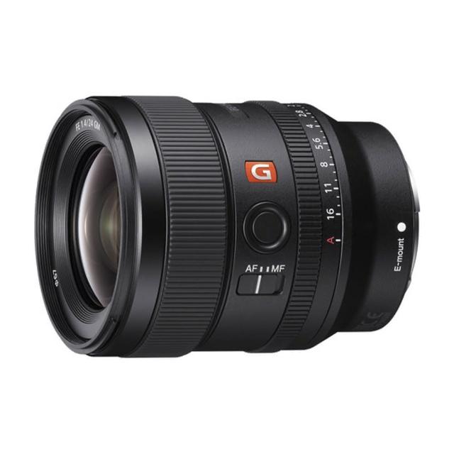 SONY 索尼 SEL24F14GM FE 24mm f/1.4 GM 鏡頭，搭載 G Master 光學技術，提供 84° 超廣角視野與 f/1.4 大光圈，適合風景、人像及低光拍攝。10組13片鏡片結構、11片光圈葉片，解析力出色，放大倍率 0.17x。適用 SONY E-Mount 全片幅相機，直徑 75.4mm x 長 92.4mm，重量僅 445g，67mm 濾鏡尺寸。平行輸入貨源，12 個月保固，BSMI 許可 D33B24。完美捕捉細膩影像！ 
