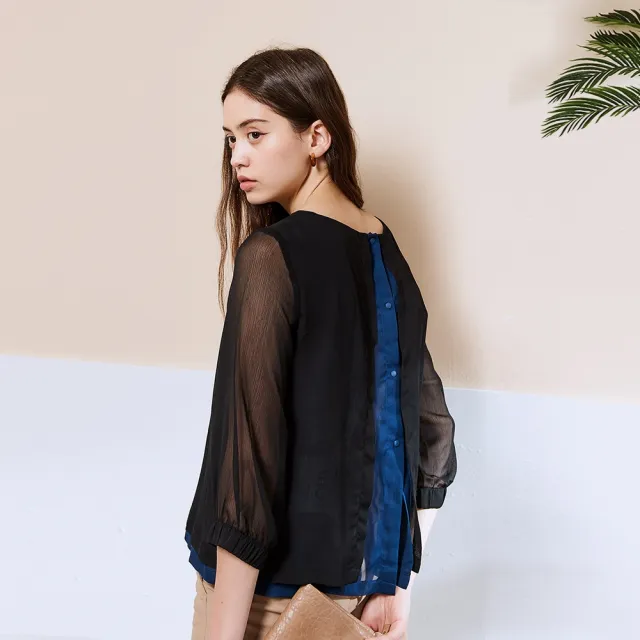 【ICHE 衣哲】Cop.Copine 法國原裝進口後排釦拼接設計飄逸造型上衣