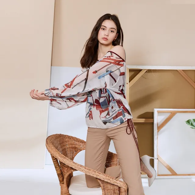 【ICHE 衣哲】Cop.Copine 法國原裝進口印花微透視感造型上衣