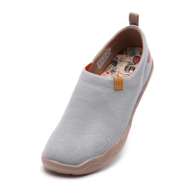 【uin】西班牙原創設計 男鞋 托萊多素色休閒鞋M0101040(灰)