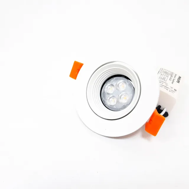 【喜萬年SYL Lighting】2入組 5.5W 2700K 24度 黃光 110V 白殼 可調式 7.5cm 崁燈 _SL430004F