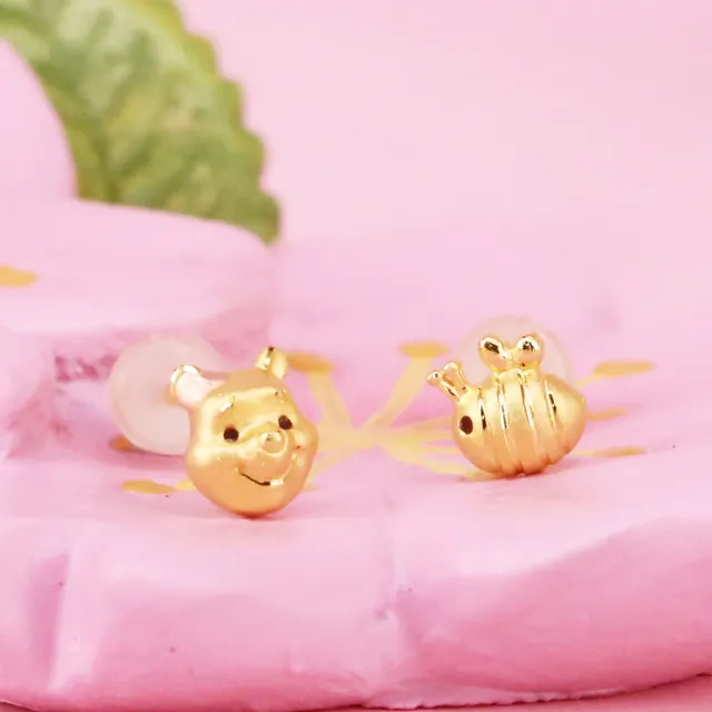 【Disney 迪士尼】黃金耳環-維尼蜜蜂(0.4錢±0.10錢)