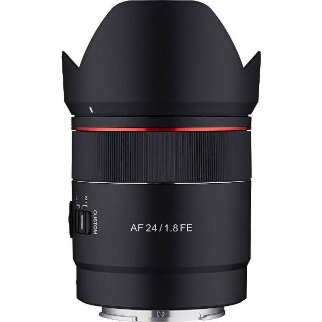 SAMYANG AF 24mm F/1.8 SAMYANG AF 24mm F/1.8 是一款專業級廣角定焦鏡頭,專為 SONY E-Mount 無反相機設計。擁有 F1.8 大光圈與 83.7° 廣闊視角,適合風景、人像與街拍攝影。11片 8 組光學結構、9 片光圈葉片,提供出色銳利度與柔美散景。輕巧僅 270g、長 71.5mm,濾鏡尺寸 58mm,放大倍率 0.21X,12 個月保固。公司貨正品,完美捕捉低光環境細膩影像,提升您的攝影創作。