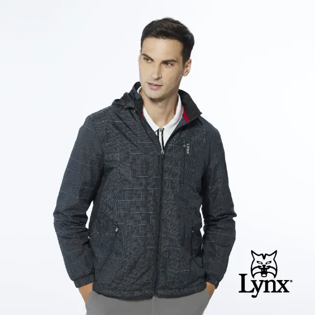 【Lynx Golf】男款3M反光紗設計刷毛保暖格紋拉鍊口袋長袖可拆式連帽外套(黑色)