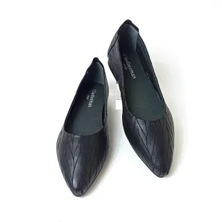 【ClayDerman】質感紋理真皮超柔軟尖頭平底鞋-黑色(9167007-99)
