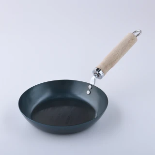 【京都活具】木柄平底鐵鍋 平底鍋 單柄鍋 鐵鍋 日本製 20cm(平輸品)