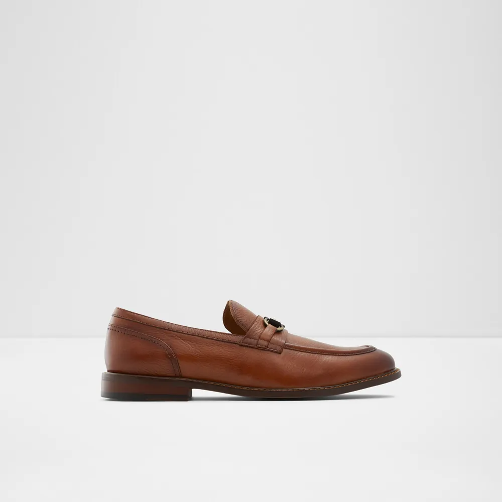 【ALDO】SCHERGERFLEX-一字金飾質感皮鞋-男鞋(棕色)