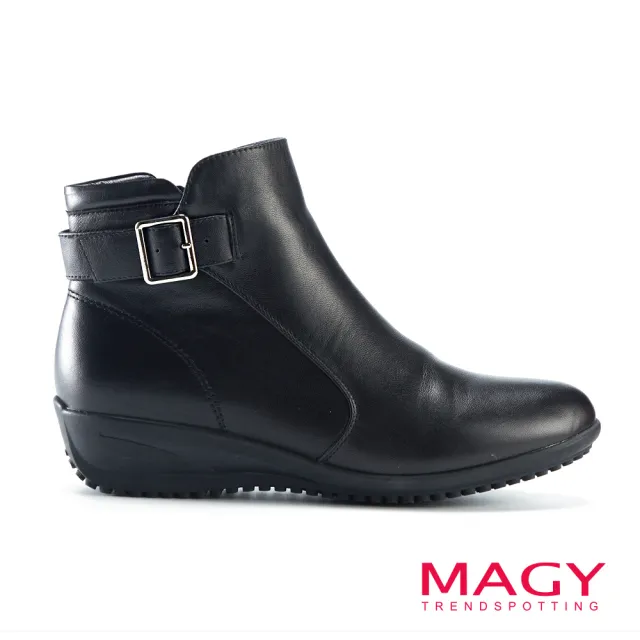 【MAGY】個性皮帶釦環真皮厚底 女 短靴(黑色)