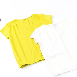 【KiKi】V領打褶-女短袖上衣 v領 白 黃(二色/版型合身)