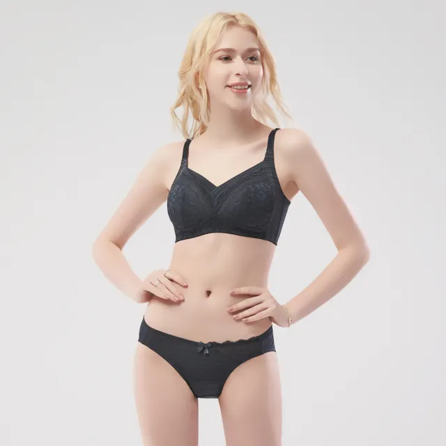 【Swear 思薇爾】輕沁舒系列M-XL蕾絲低腰三角女內褲(藏青灰)