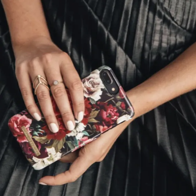 【iDeal Of Sweden】iPhone XR 6.1吋 北歐時尚瑞典流行手機殼(古典玫瑰)