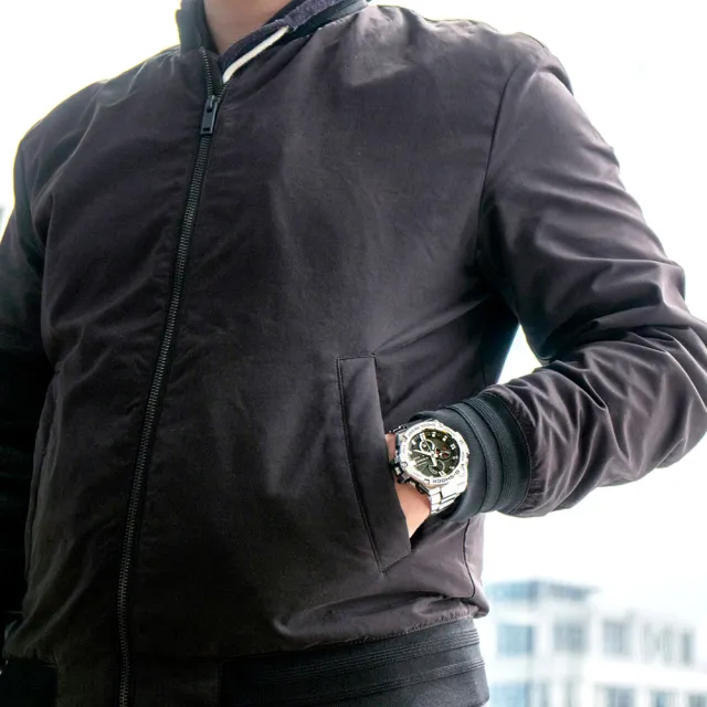 【CASIO 卡西歐】G-SHOCK 智慧藍牙連線太陽能錶(GST-B100D-1A)
