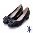 【DN】跟鞋_素面真皮氣質飾釦粗跟鞋(黑)